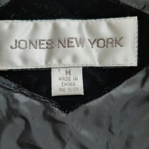 🤗HP 🤗Jones New York Stunning Velvet Coat with Faux Fur Collar - Picture 4 of 4